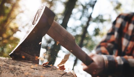 Best Backpacking Axe